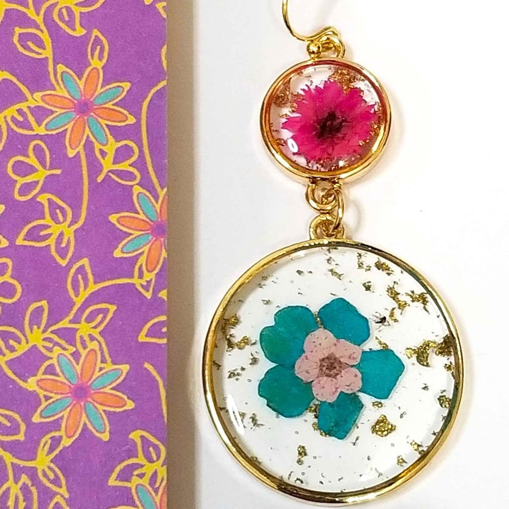 Turquoise & Pink Pressed Flowers. Gold Hoops. Pierced. NWT - Picture 4 of 6